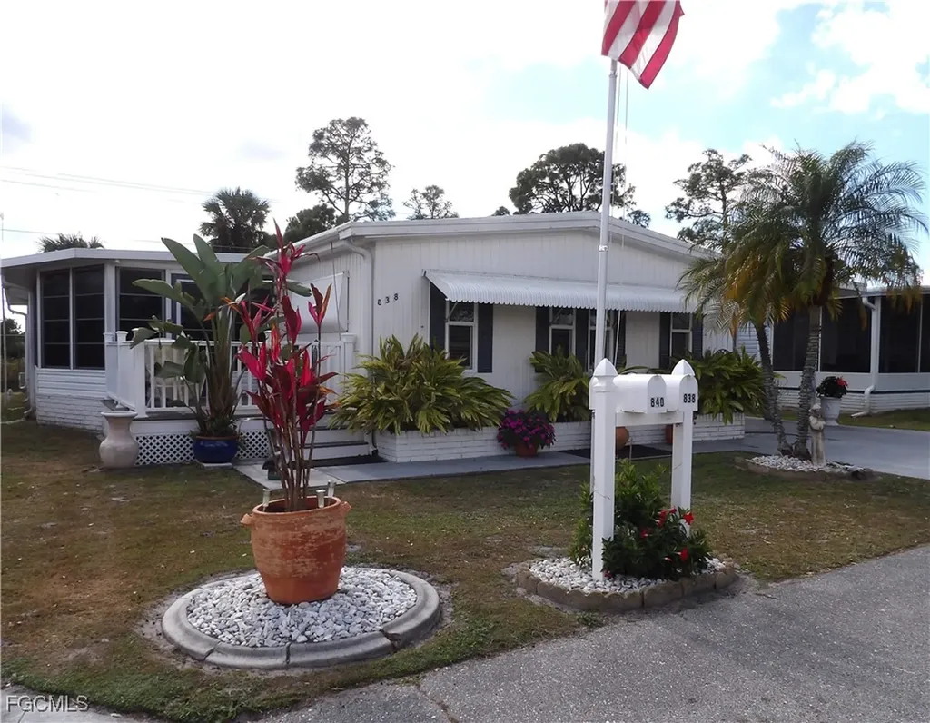 838 Hollyberry Court North Fort Myers FL 33917