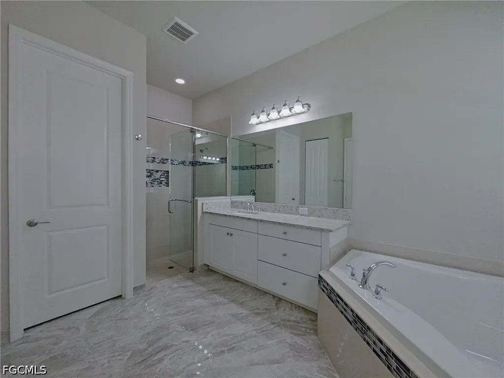 4129 Amelia Way Naples FL 34119