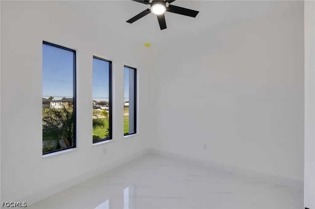 407 El Dorado Boulevard N Cape Coral FL 33993