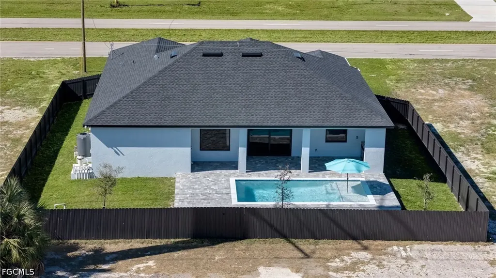 407 El Dorado Boulevard N Cape Coral FL 33993
