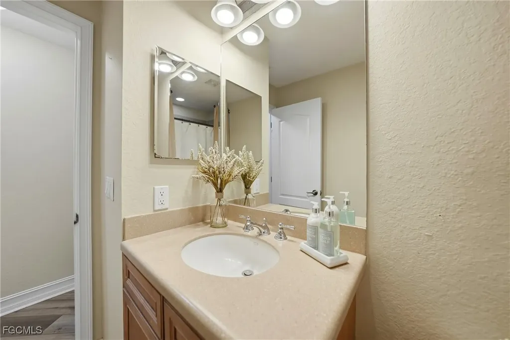 12931 Valdosta Place Fort Myers FL 33913