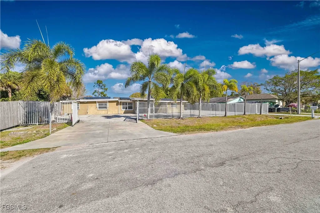 101 Lucille Avenue Fort Myers FL 33916