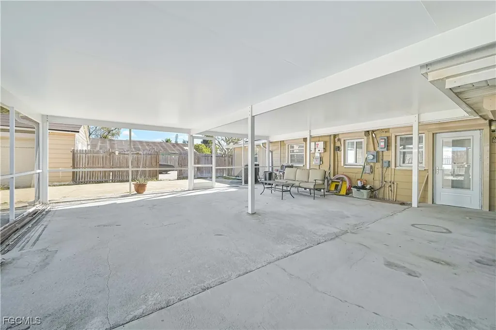 101 Lucille Avenue Fort Myers FL 33916