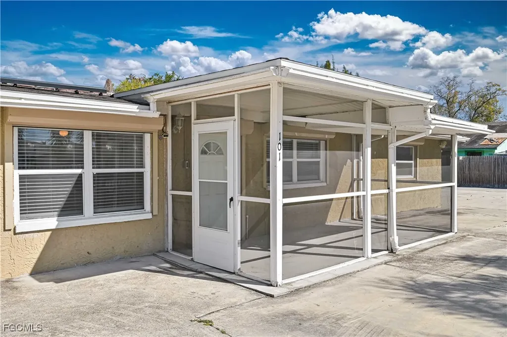 101 Lucille Avenue Fort Myers FL 33916