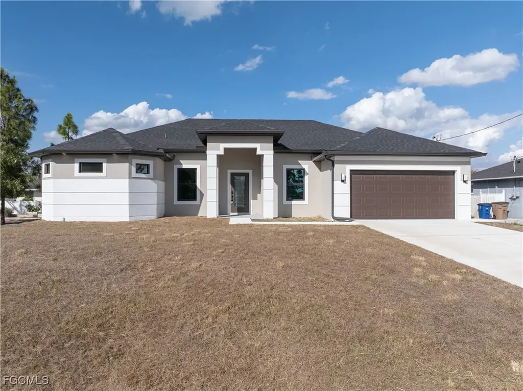 3728 9th Street W Lehigh Acres FL 33971