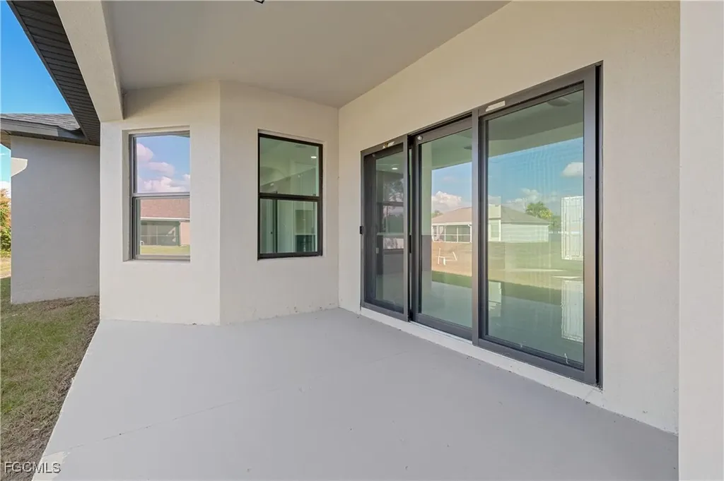 3728 9th Street W Lehigh Acres FL 33971