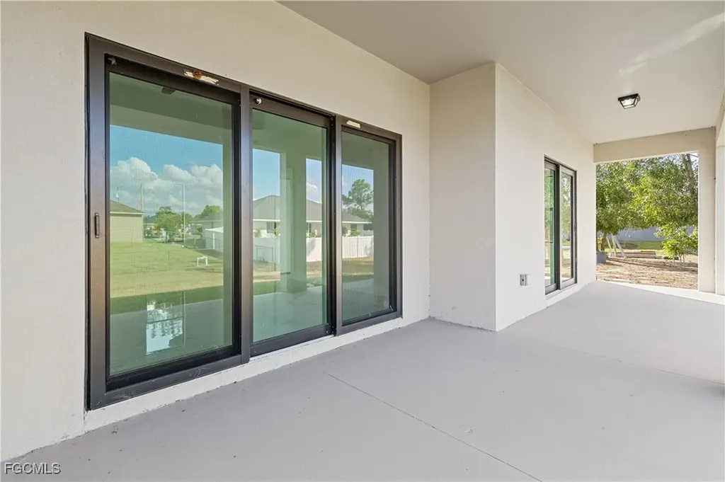 3728 9th Street W Lehigh Acres FL 33971