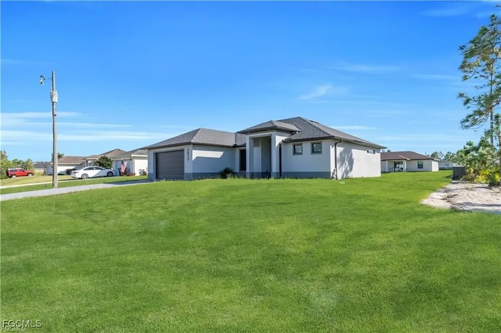 2815 44th Street W Lehigh Acres FL 33971