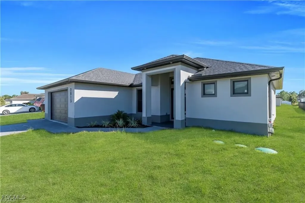 2815 44th Street W Lehigh Acres FL 33971