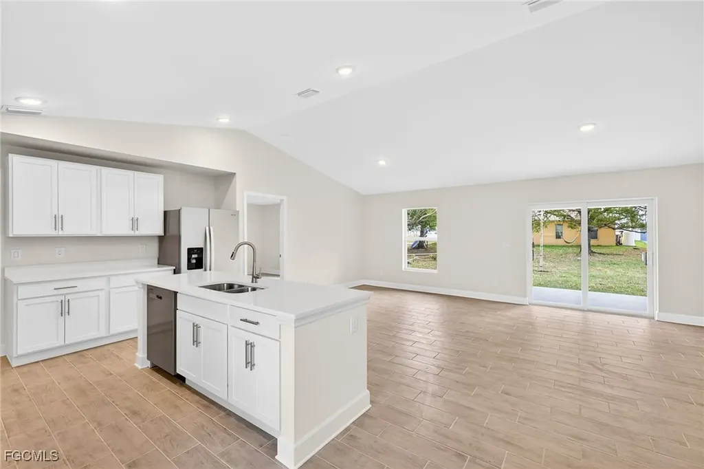 1912 NW 17th Street Cape Coral FL 33993
