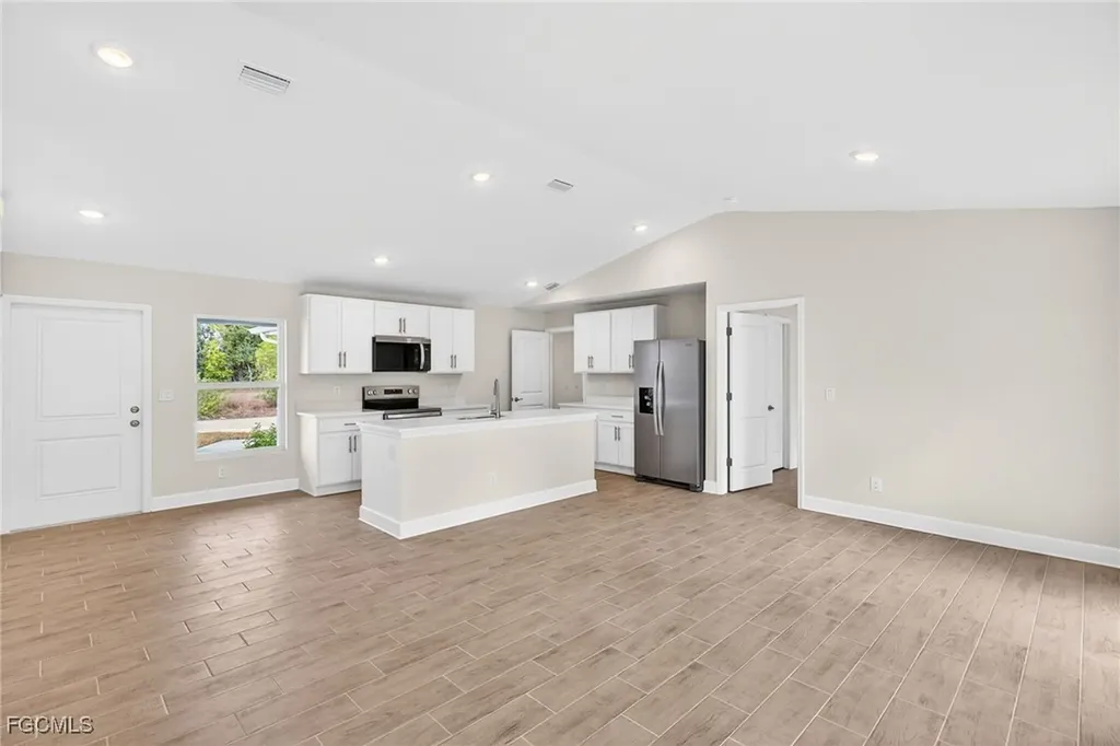 1912 NW 17th Street Cape Coral FL 33993