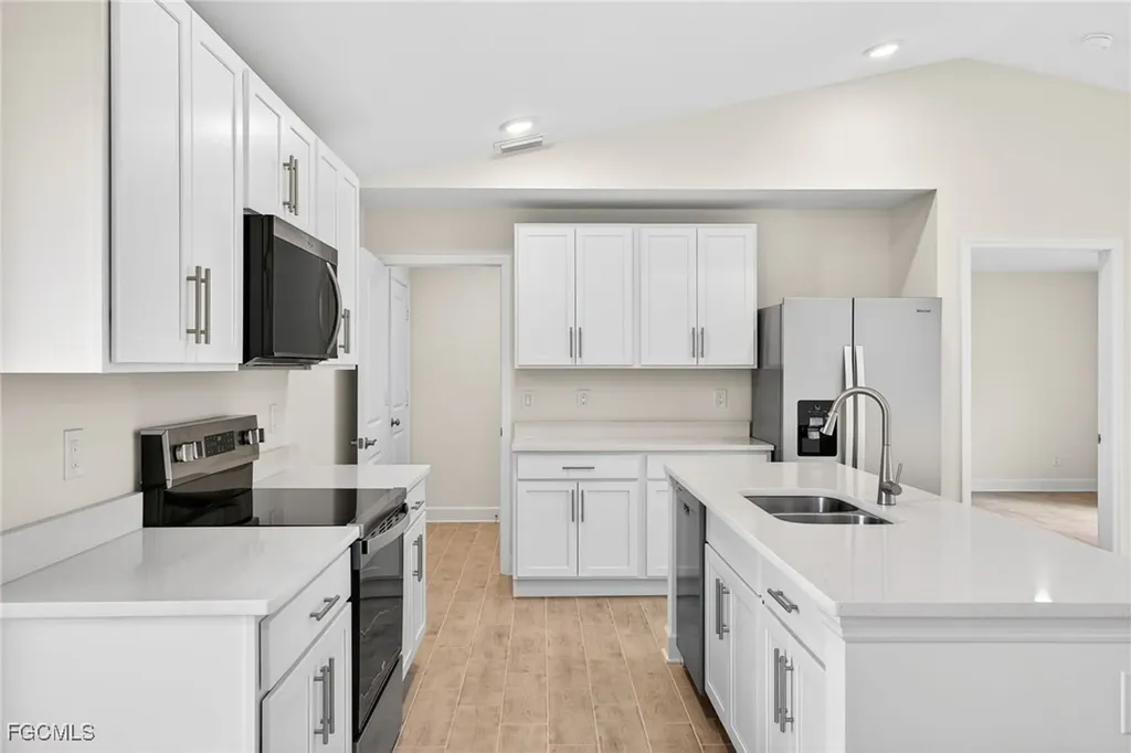 1912 NW 17th Street Cape Coral FL 33993