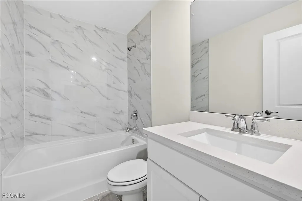 1912 NW 17th Street Cape Coral FL 33993