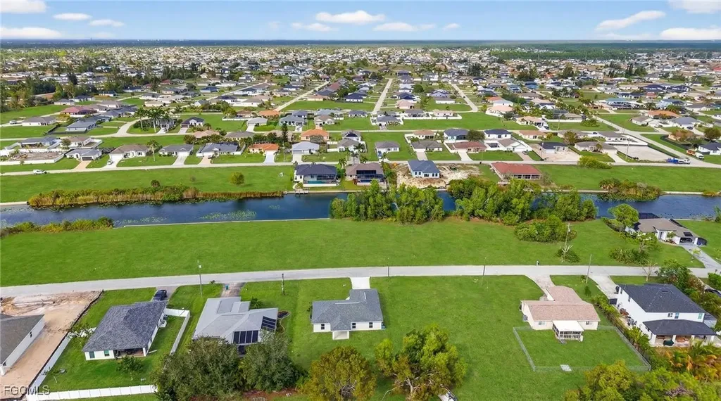 1912 NW 17th Street Cape Coral FL 33993