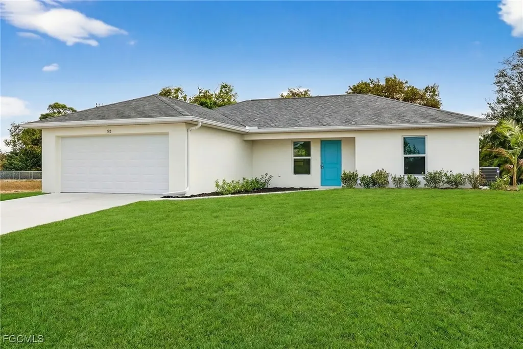 1912 NW 17th Street Cape Coral FL 33993