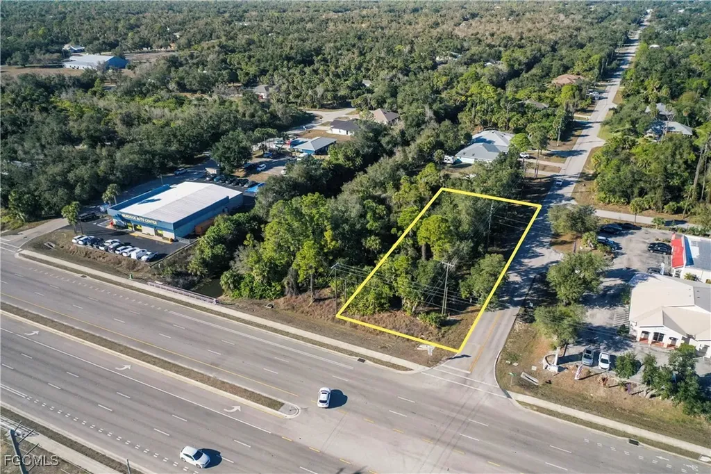 744 Tamiami Trail Port Charlotte FL 33953