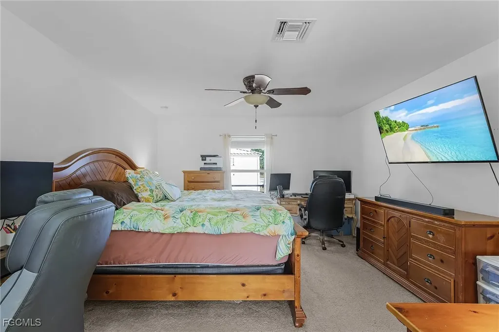 1617 NW 28th Street Cape Coral FL 33993
