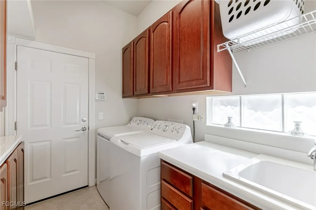 28558 Guinivere Way Bonita Springs FL 34135