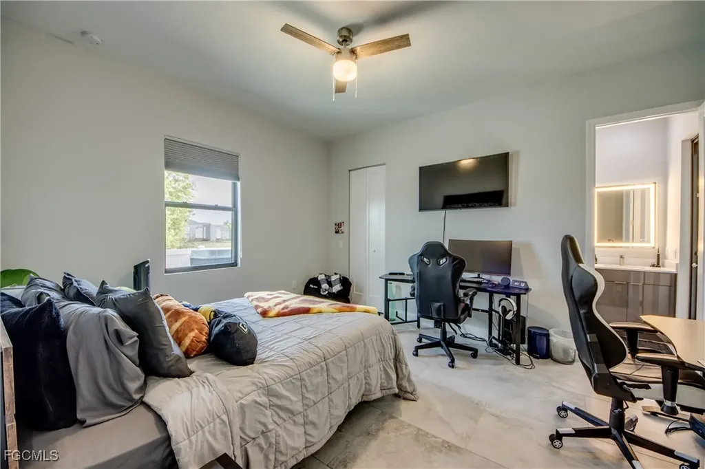 4204 NW 26th Street Cape Coral FL 33993