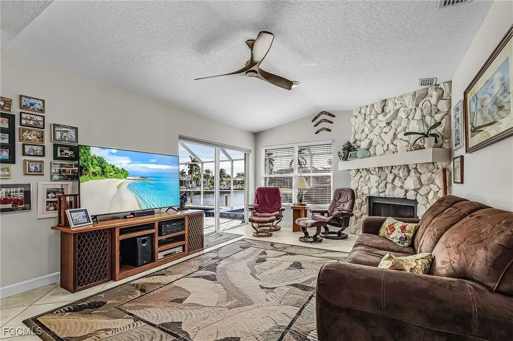 2085 El Cerito Court Punta Gorda FL 33950