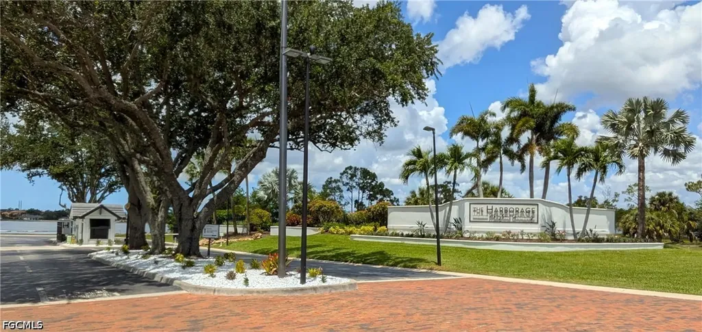 5471 Harborage Drive Fort Myers FL 33908