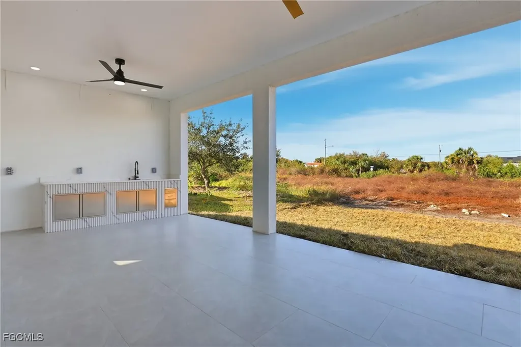 3204 Sunshine Boulevard S Lehigh Acres FL 33976