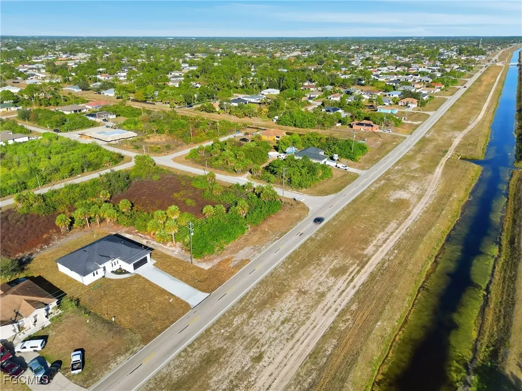 3204 Sunshine Boulevard S Lehigh Acres FL 33976