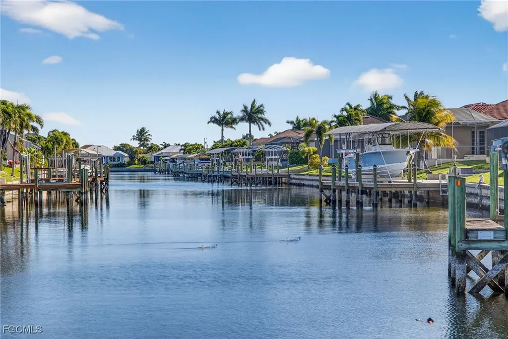 3815 Surfside Boulevard Cape Coral FL 33914