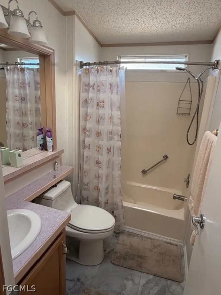 16266 Durham Avenue Fort Myers FL 33908