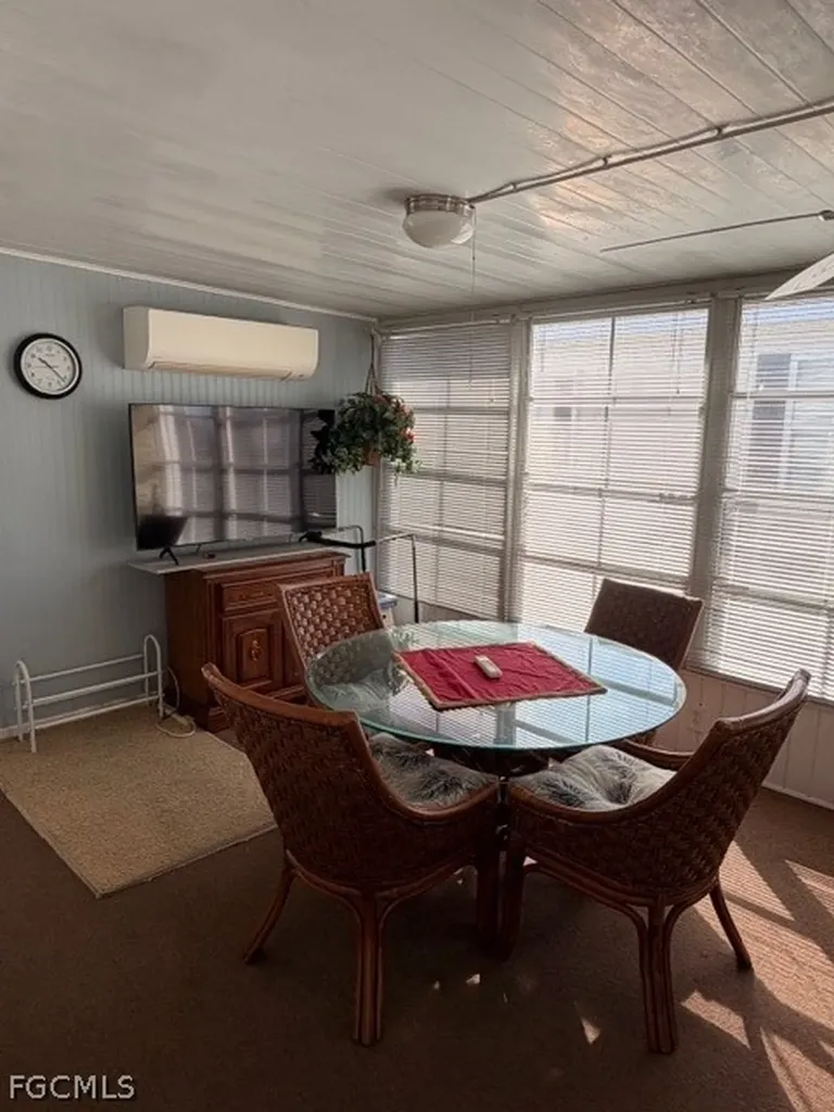 16266 Durham Avenue Fort Myers FL 33908