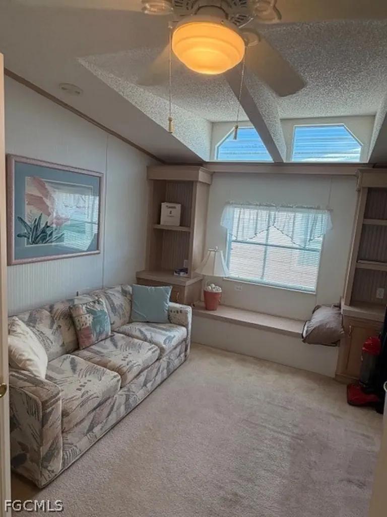 16266 Durham Avenue Fort Myers FL 33908