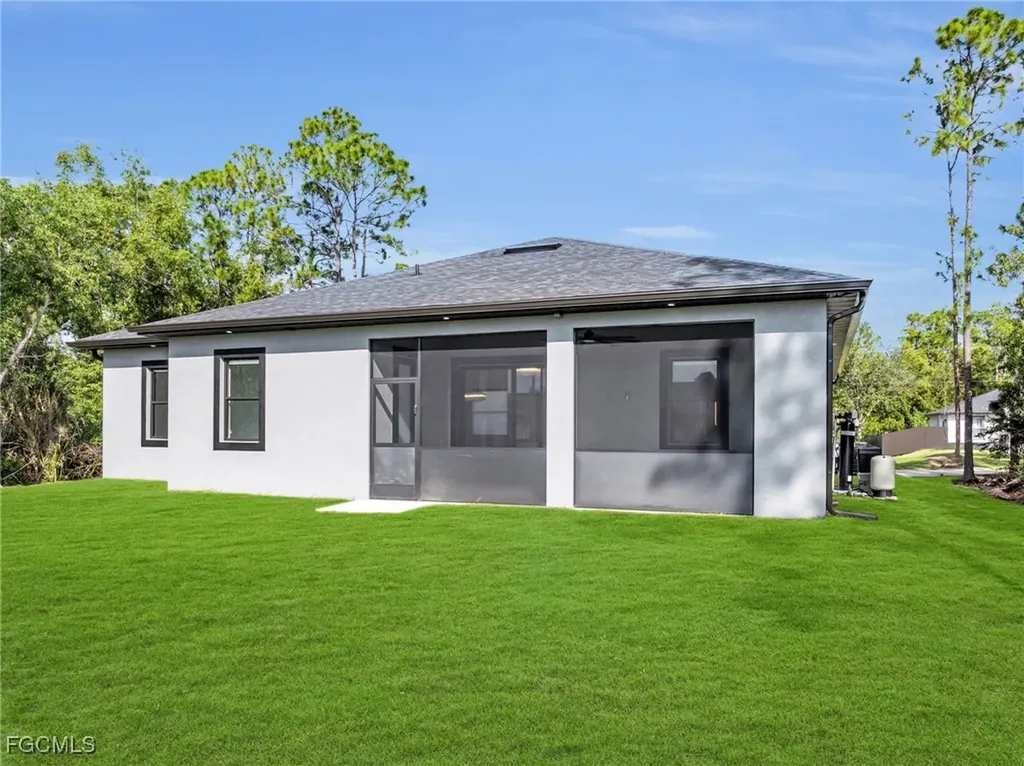 2805 11th Street W Lehigh Acres FL 33971