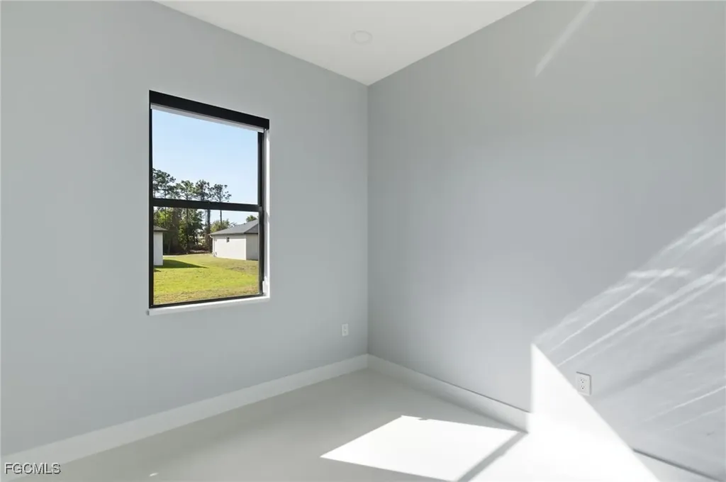 2805 11th Street W Lehigh Acres FL 33971