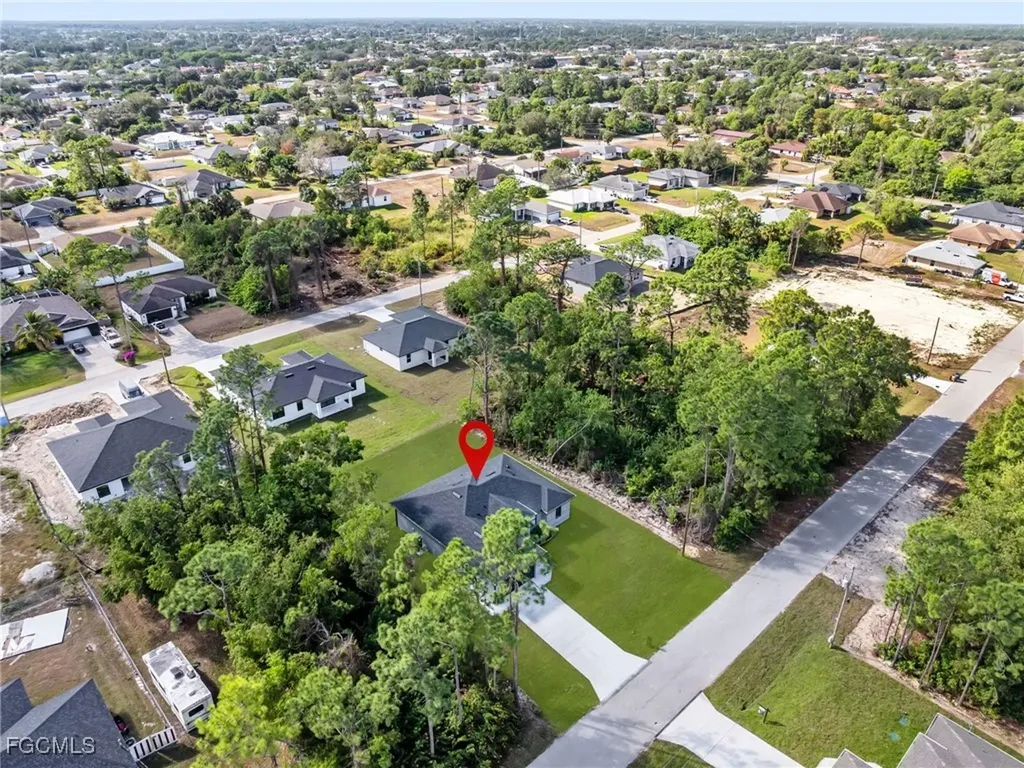 2805 11th Street W Lehigh Acres FL 33971