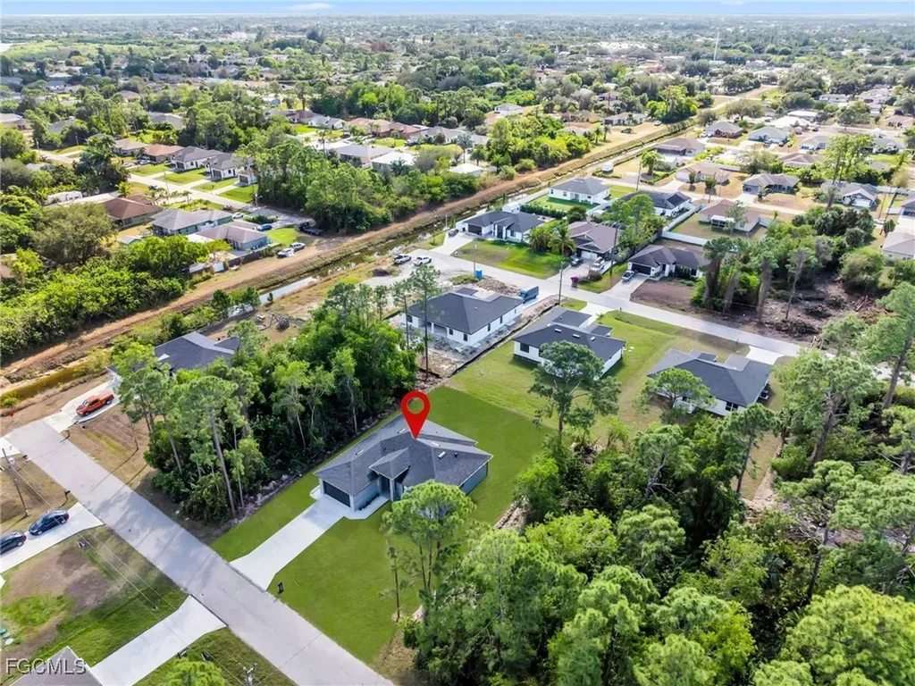 2805 11th Street W Lehigh Acres FL 33971