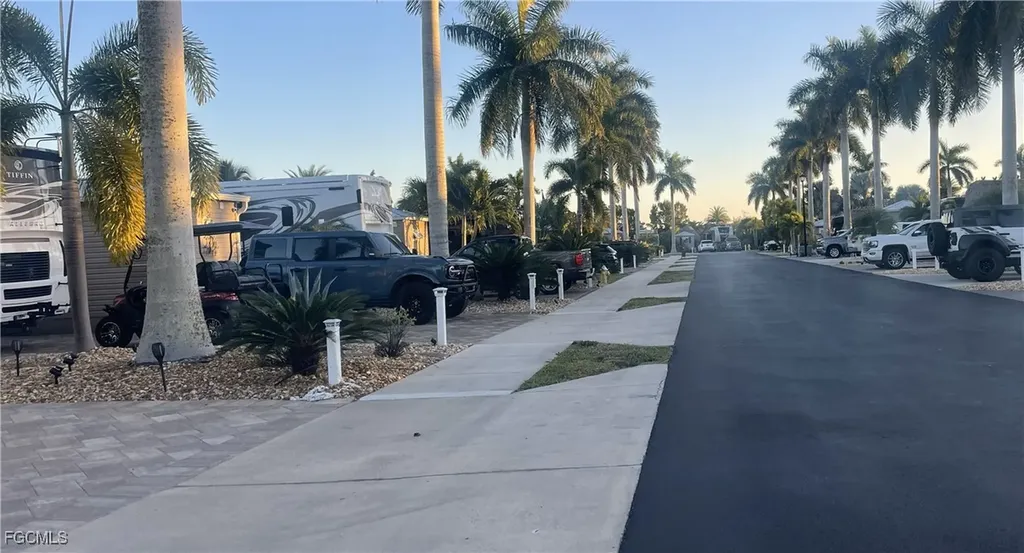 5209 Marsh Mallow Trail Fort Myers FL 33905
