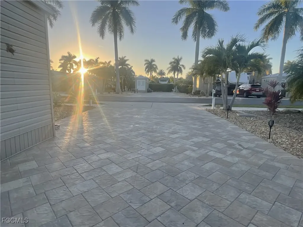 5209 Marsh Mallow Trail Fort Myers FL 33905