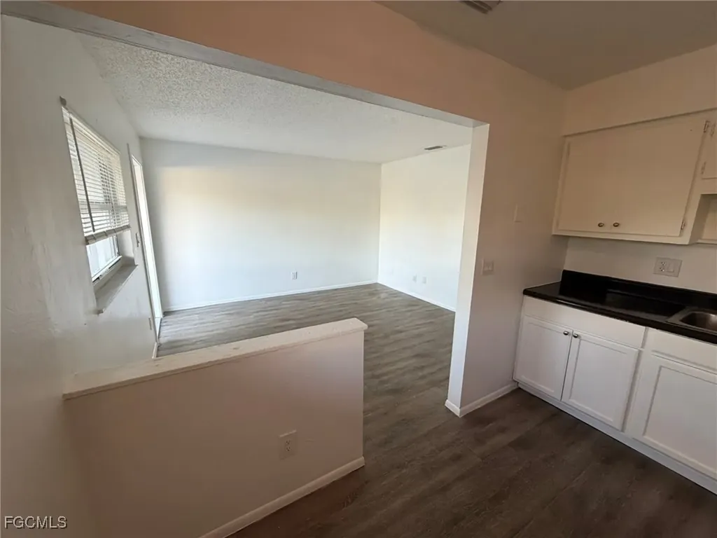 2708 Broadway Fort Myers FL 33901