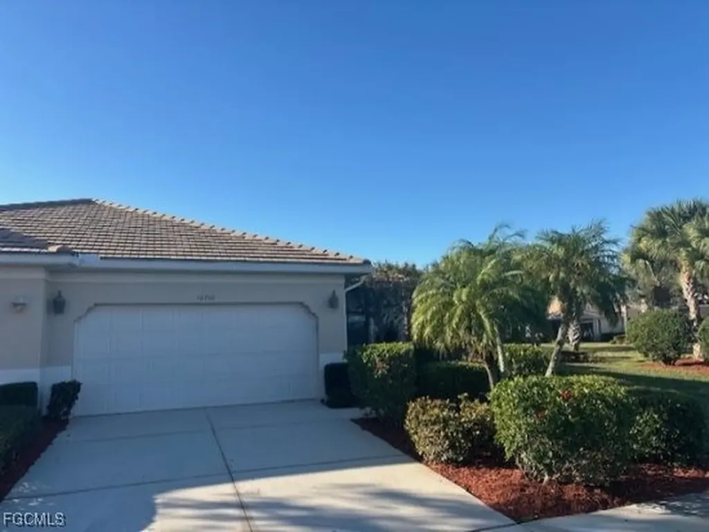 10700 Cetrella Drive Fort Myers FL 33913