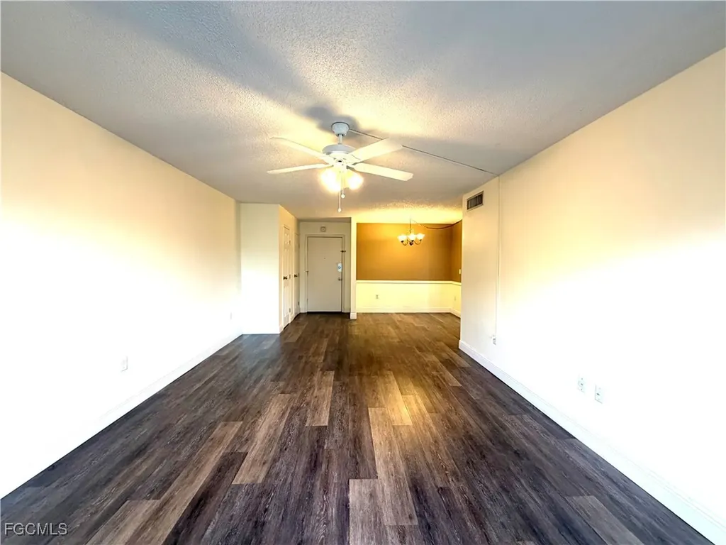 3704 Broadway Fort Myers FL 33901