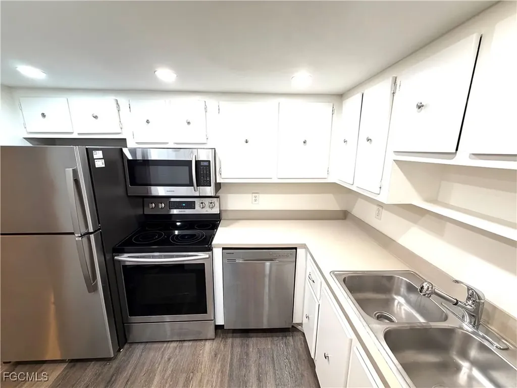 3704 Broadway Fort Myers FL 33901