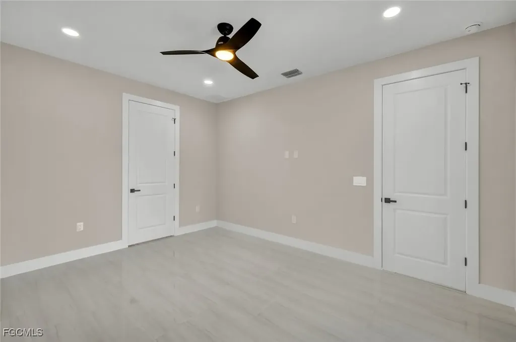 3210 SW 11th Place Cape Coral FL 33914