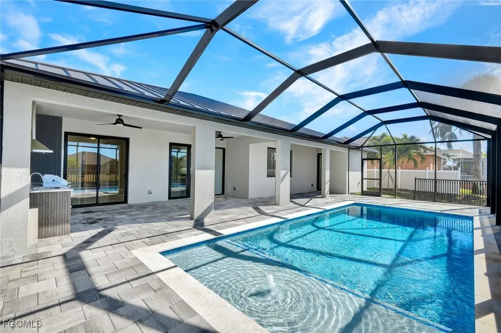 3210 SW 11th Place Cape Coral FL 33914
