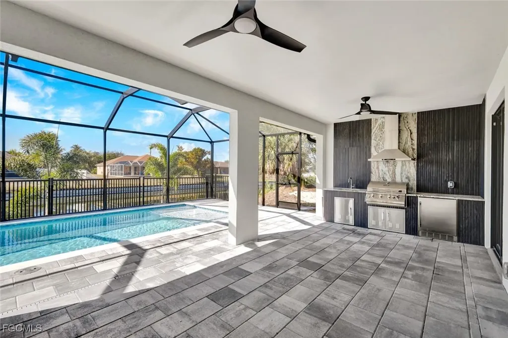 3210 SW 11th Place Cape Coral FL 33914