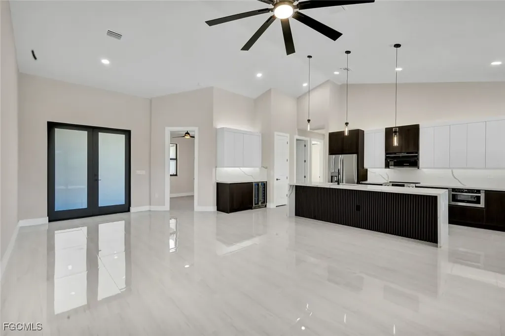 3210 SW 11th Place Cape Coral FL 33914