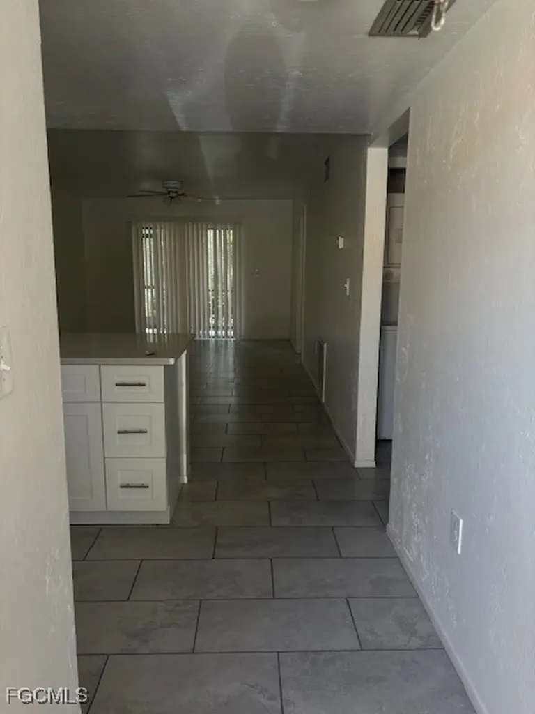 2700 Park Windsor Drive Fort Myers FL 33901