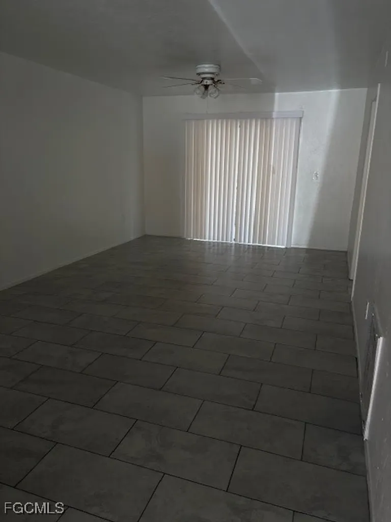 2700 Park Windsor Drive Fort Myers FL 33901