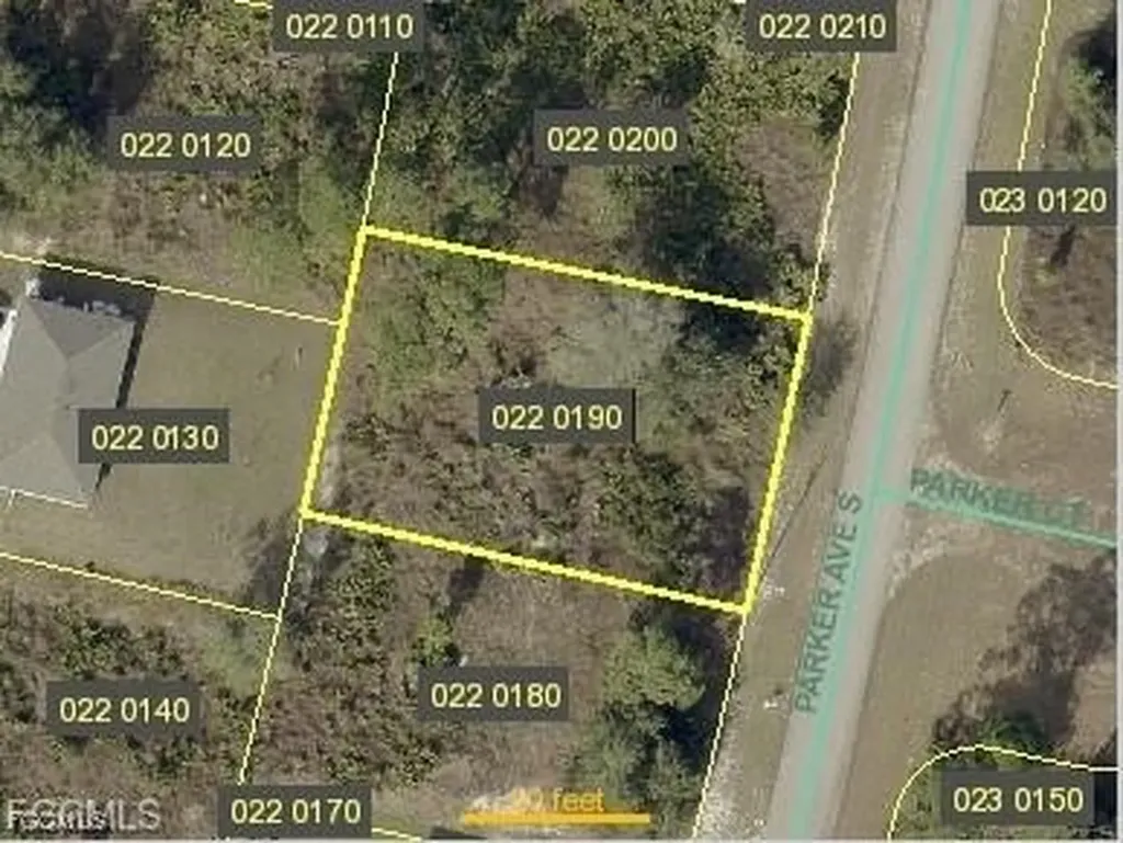 528 Parker Avenue S Lehigh Acres FL 33974