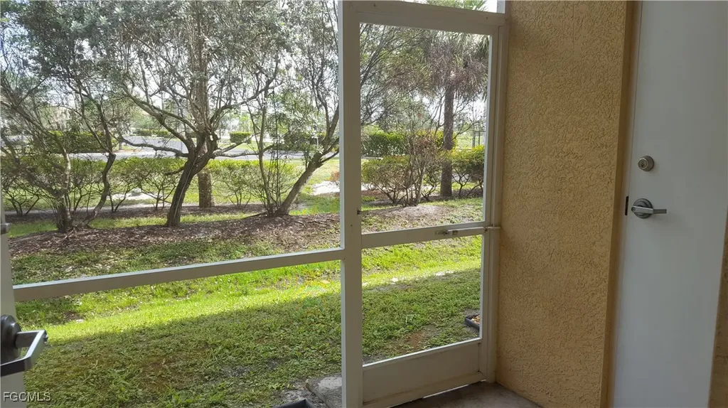 8555 Bernwood Cove Loop Fort Myers FL 33966