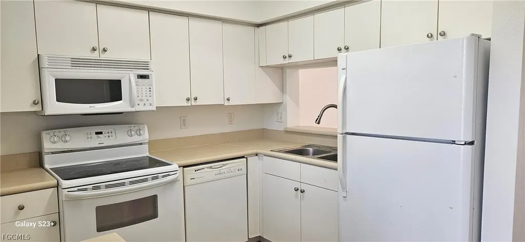 8555 Bernwood Cove Loop Fort Myers FL 33966